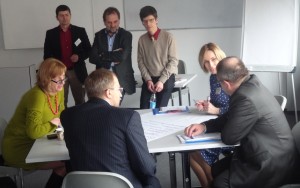 Gespräch am Runden Tisch in Minsk.